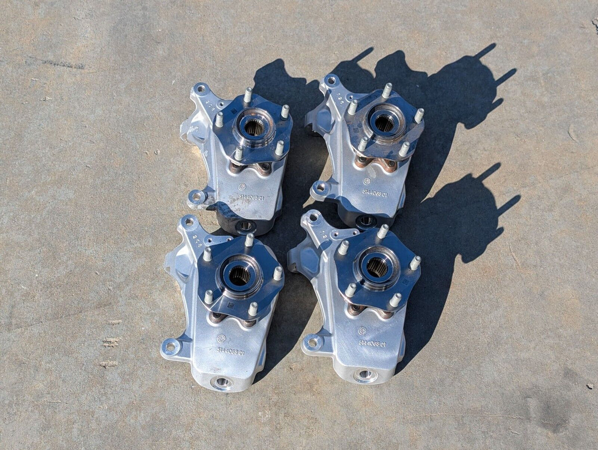 Polaris RZR PRO R Front Knuckle w/ Hub (Right) - New, OEM 5144068