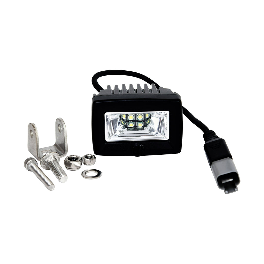 519_Aux_Light_2.jpg
