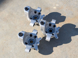 Polaris RZR PRO R Rear Knuckle w/ Hub (Right) - New, OEM 1544549 w/ 1525346