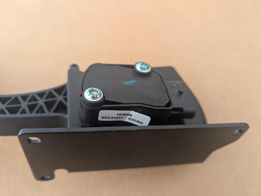 Polaris RZR Pro R Throttle Pedal — view 6