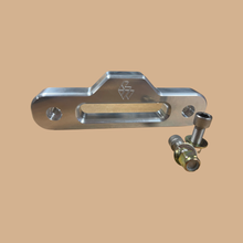Load image into Gallery viewer, L&amp;W Fab 6" Aluminum Fairlead