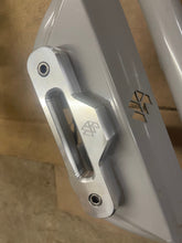 Load image into Gallery viewer, L&amp;W Fab 6" Aluminum Fairlead