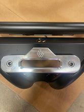 Load image into Gallery viewer, L&amp;W Fab 6" Aluminum Fairlead